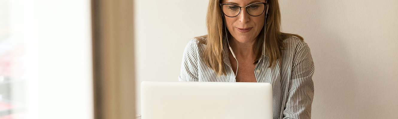 business woman on laptop