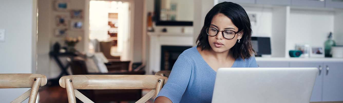 woman working on her laptop